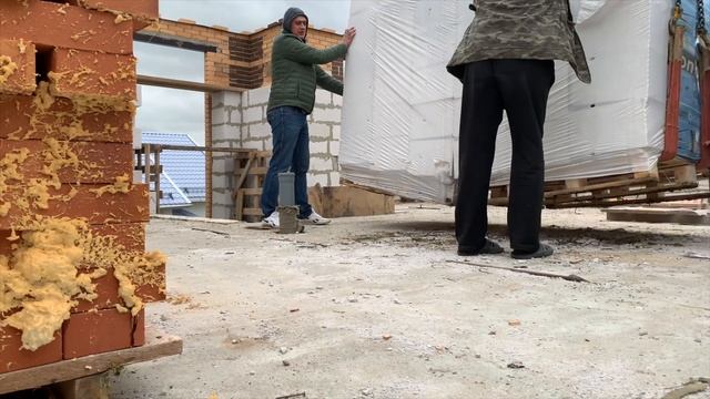 Построили 2 этажа! Двухэтажный дом из газобетона для себя. Нашли газоблок и достроили второй этаж! смотреть онлайн