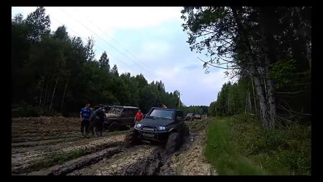 УАЗ патриот на 47 тракторах не смог #оффроад смотреть онлайн