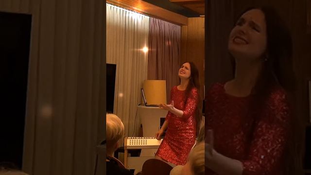 🎼🍾Старый рояль 🎶💃 Марк Минков(" Мы из джаза") #classic #jazz #piano #singer #cover #best #song смотреть онлайн
