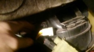 Причина по которой  не работала 2я скорость печки