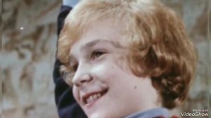 ...песенка... Мы - маленькие дети... нам хочется гулять...