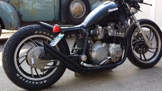 Yamaha XJ650 Bobber смотреть онлайн