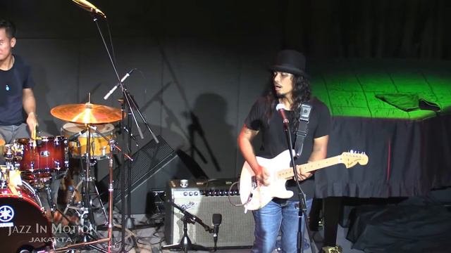 Gugun Blues Shelter - Mission @ Motion Blue Jakarta 28/5/16 [HD] смотреть онлайн
