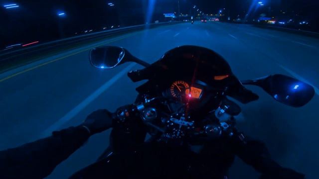 280 км/ч на спорте! GSXR 1000 / Night ride / #4k #bike #topspeed смотреть онлайн