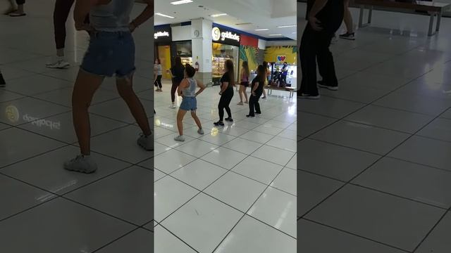 Zumba Part 688 #dance #zumba #dance #zumbadance fitness смотреть онлайн