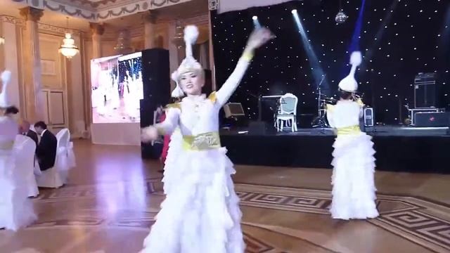 Казахский танец! смотреть онлайн