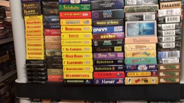 A Tour of Jason's Game Collection смотреть онлайн