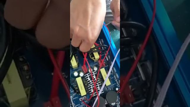 How to replace the fuse inside the LVYUAN Pure Sine Wave inverter смотреть онлайн