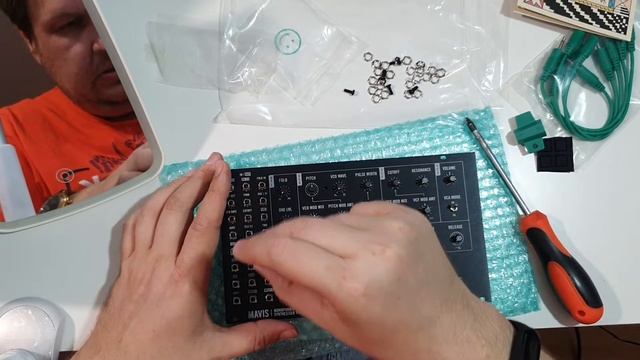 Moog Mavis Распаковка, сборка и Первые впечатления
