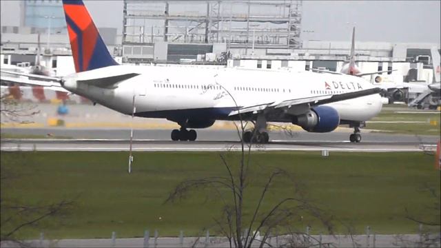 Planes at London Heathrow | 14/04/12 смотреть онлайн