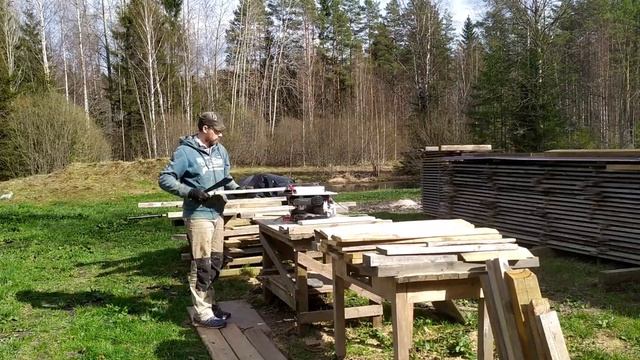 # 28 Дом в лесу 77 весёлых грядок картошка  посажена.Переезд из города в деревню.