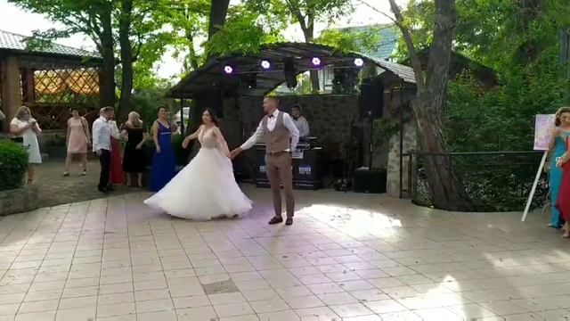 Свадебный танец Наташи и Жени 20.07.20 Часть 1 смотреть онлайн
