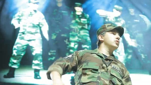 Шоу барабанщиков, барабанное шоу Hammers - STREET-STEP смотреть онлайн