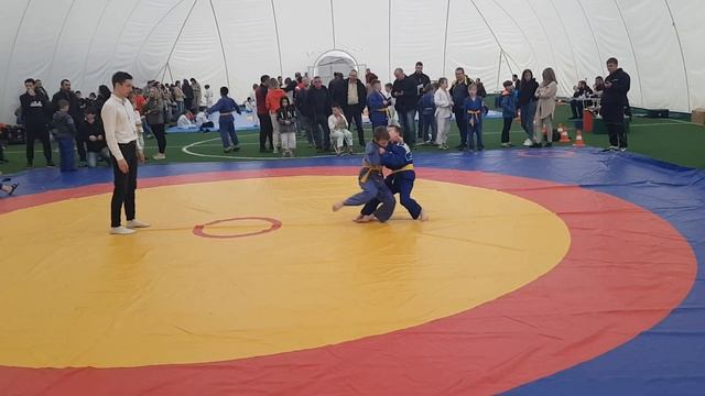 Выход в финал.Открытый ковёр по дзюдо. г.Никольское,Тосно.кат.30кг.2010-11г. смотреть онлайн