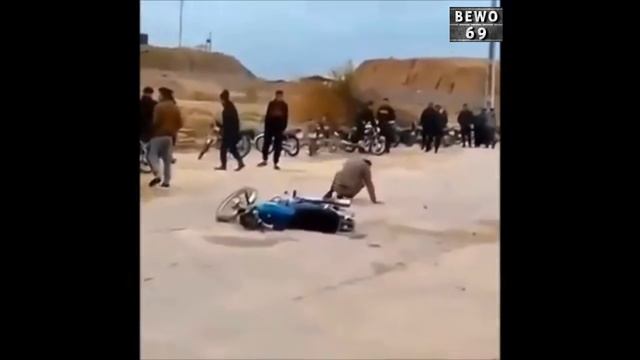 Failed show off, when your friend decides to help you смотреть онлайн