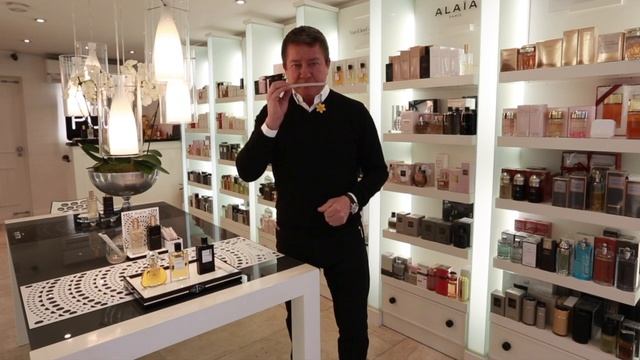 Van Cleef & Arpels Review - Precious Oud & Ambre Imperial