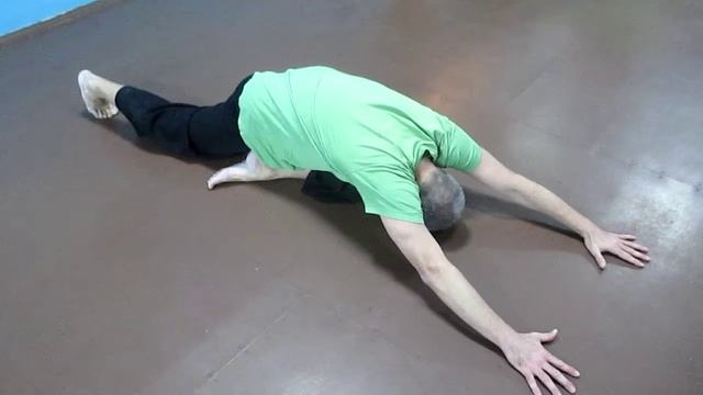 асаны для ног последовательность3(ВИРАБХАДРА ГАРУДА КАПОТАНАСАНА ГОМУКХА) смотреть онлайн