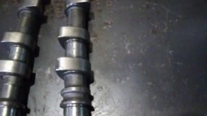 Разница между впускным и выпускным распредвалами ВАЗ-2112