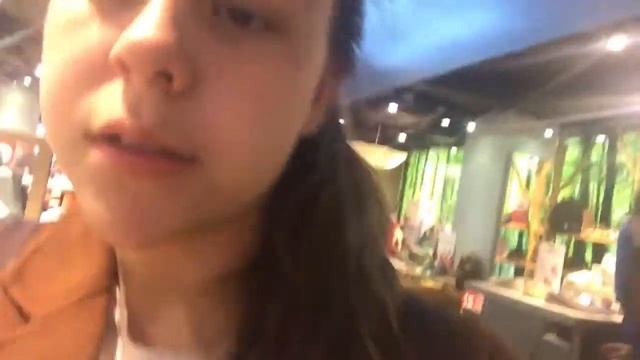 А потом сел телефон смотреть онлайн