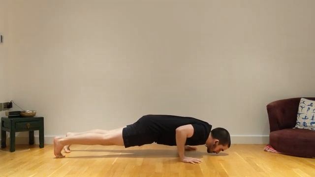 Push-up Error #2 (Chicken-Necking) — Nick-E.com Exercise Library смотреть онлайн
