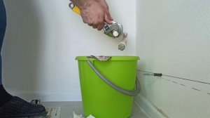 Снятие шестигранных заглушек на трубах воды на кухне в ЖК Ясеневая 14 (ПИК)