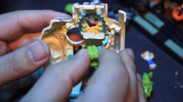 Mighty Max Bytes Cyberskull - Doom Zone Playset Review смотреть онлайн