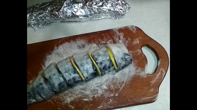 Скумбрия запечённая в духовке с лимоном ?? смотреть онлайн
