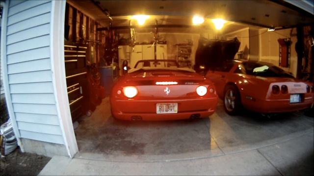 F355 Ferrari Spider clearing its throat. смотреть онлайн