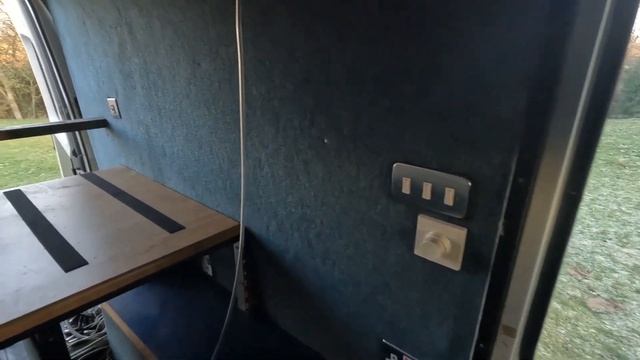 1990 Ford Transit 190 LWB Custom смотреть онлайн