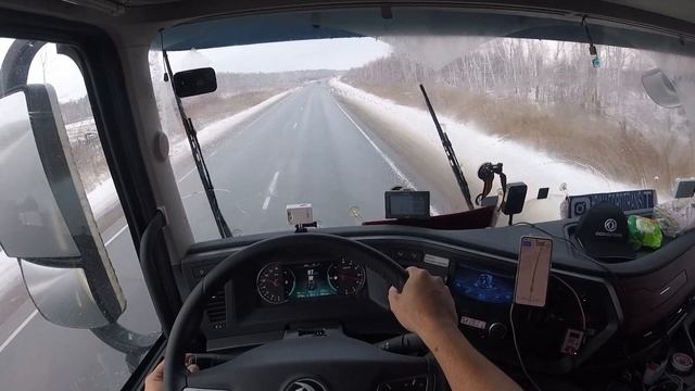 Солим шины! Работа печки на Донгфенге! Замерзаешь, тогда посмотри! смотреть онлайн