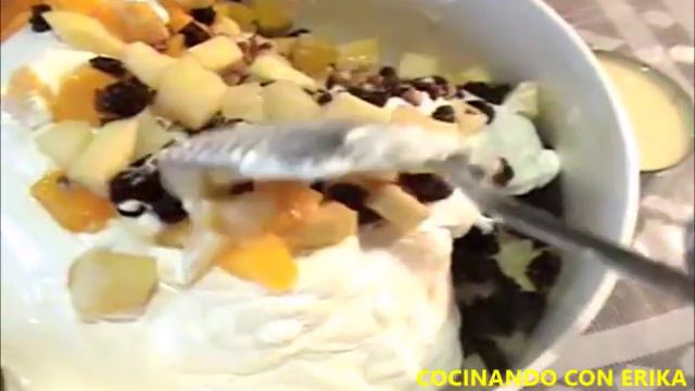 ENSALADA DE MANZANA NAVIDEÑA *COCINANDO CON ERIKA* смотреть онлайн