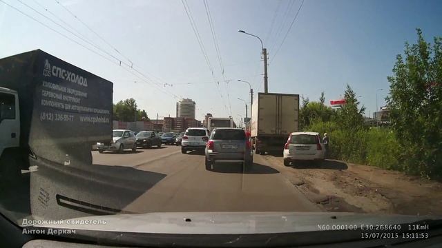 15.07.2015 15:11, СПб, Богатырский проспект, 14, ДТП смотреть онлайн