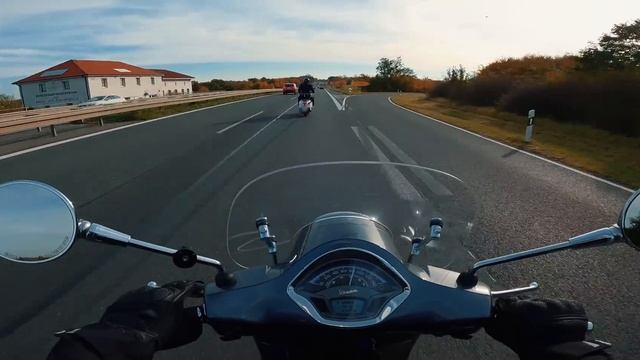 Vespa GTS 125 Vs Vespa GTS 300 Hpe Test