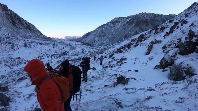 Восхождение на Мунку-Сардык в январе 2020. Полная версия. смотреть онлайн