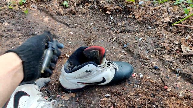 ✅?BIG FIRECRACKERS Vs SNEAKERS?EXPLODE DIFFERENT POWERFUL Firecrackers In SNEAKERS ?Взрываю Петарды