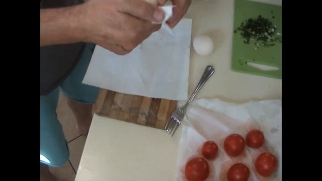 томаты с тунцом смотреть онлайн