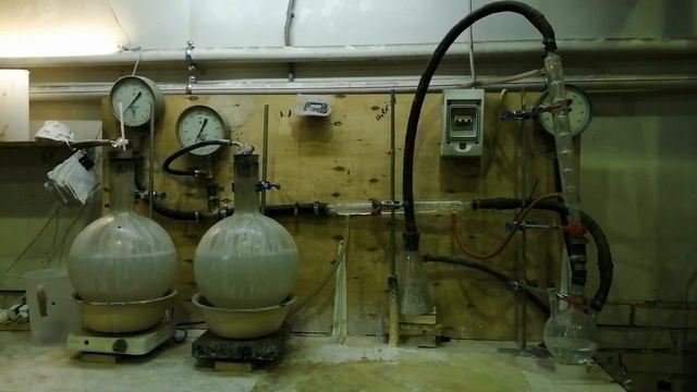 Противопожарное стекло(многослойный огнестойкий триплекс). смотреть онлайн
