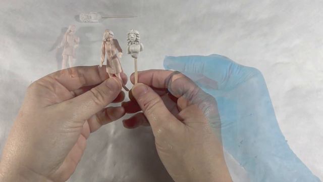 Kit vs DIY Half Scale Miniature Figures смотреть онлайн
