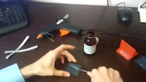 Как легко убрать, очистить поверхность от термоклея (термоклей + спирт)