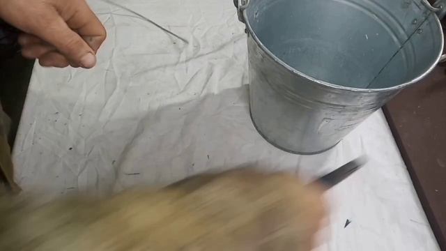 как продлить жизнь ведра .Способ деда.
