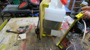 аккумуляторный опрыскиватель самодельный