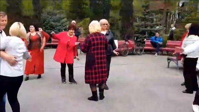 23 АПРЕЛЯ 2023!!! ТАНЦЫ ХАРЬКОВ!!! ТЫ ДЛЯ МЕНЯ ОДНА НА ЦЕЛОМ СВЕТЕ!!! смотреть онлайн