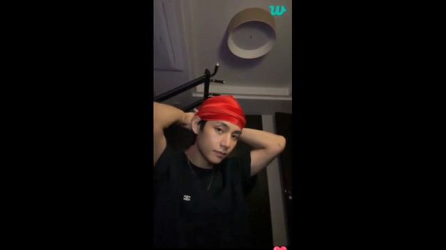 Тэ:История красного аксессуара! смотреть онлайн