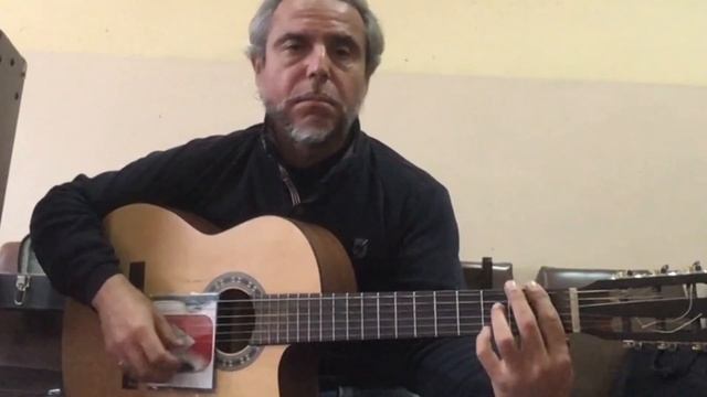 Очень неожиданно . На гитаре мелодия Спят усталые игрушки. смотреть онлайн
