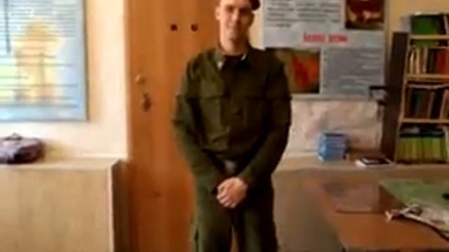 Примеряю берет мчс. Так себе. Рад что пришла олина посылка! смотреть онлайн