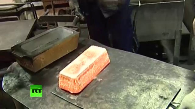 США отказываются возвращать немецкий золотой запас. RT смотреть онлайн