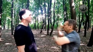 Самооборона на улице. Подлые удары, которые вас спасут.