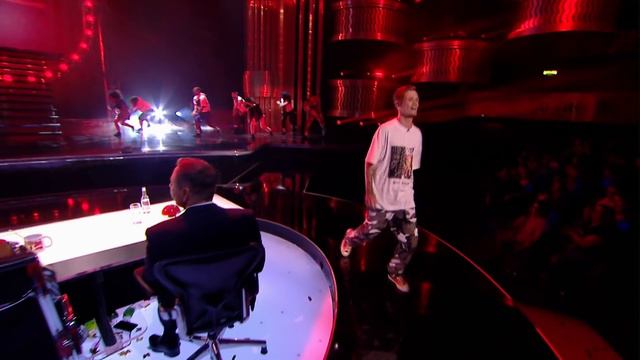 Bars and Melody perform 'Waiting For The Sun' | BGT: The Champions смотреть онлайн