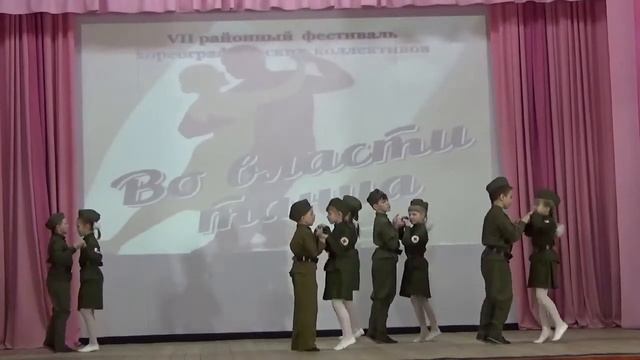 Танцевальный коллектив «Счастливое детство» Танец «Смуглянка» смотреть онлайн