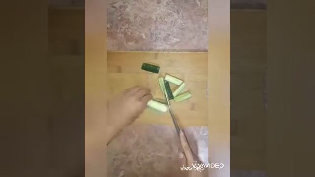 Обалденный салат. Морковь по корейски с огурцами смотреть онлайн